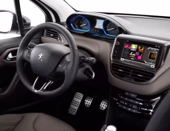 Інтер'єр Peugeot 2008 [Worldwide] '2013–16