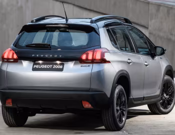 Peugeot 2008 "Style" [Latam] '2022–23