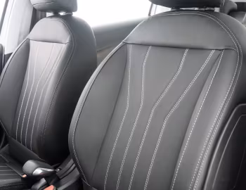 Interior Peugeot 2008 [Latam] '2022–23