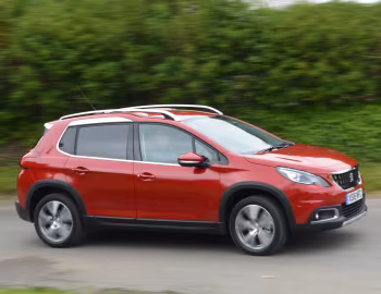 Peugeot 2008 [UK-spec] '2016–19