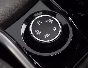 Interior Peugeot 2008 [Latam] '2022–23