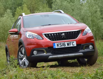 Peugeot 2008 [UK-spec] '2016–19