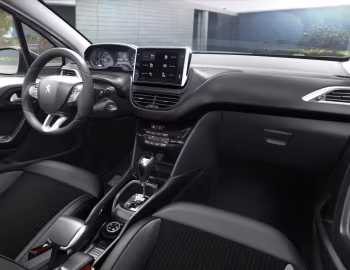Front Panel Peugeot 2008 [Latam] '2019–22