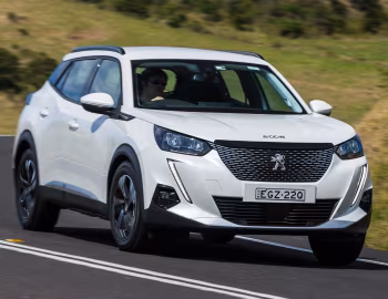 Peugeot 2008 Allure [Australia] '2020–23