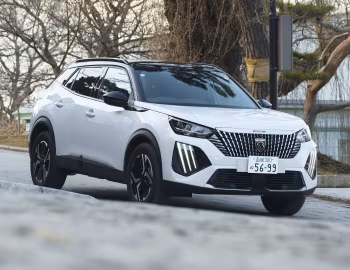 Peugeot 2008 GT [Japan] '2024–pr.