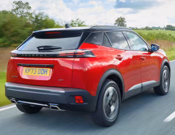 Peugeot 2008 GT [UK-spec] '2023–pr.