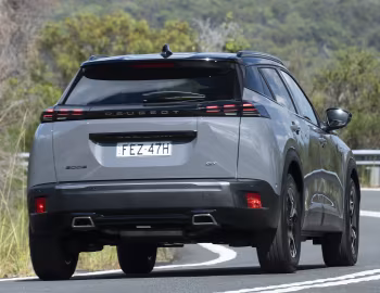 Peugeot 2008 GT [Australia] '2024–pr.