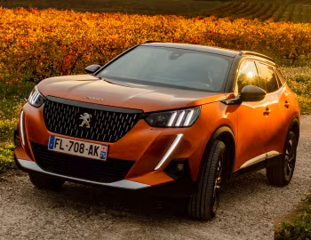 Peugeot 2008 GT [Worldwide] '2019–23