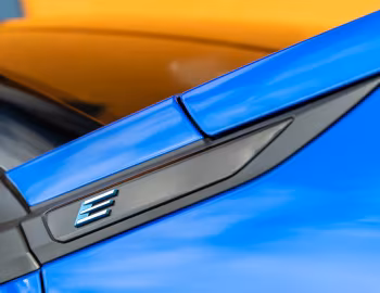 Peugeot E-2008 GT [Latam] '2024–pr.