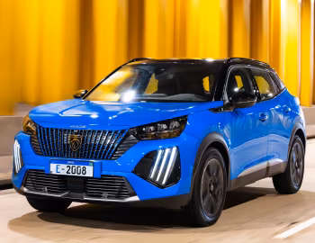Peugeot E-2008 GT [Latam] '2024–pr.