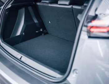 Багажник Peugeot 2008 GT [Japan] '2024–н.ч.