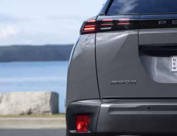 Peugeot 2008 GT [Australia] '2024–н.ч.