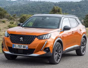 Peugeot 2008 GT [Worldwide] '2019–23