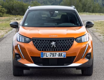 Peugeot 2008 GT [Worldwide] '2019–23
