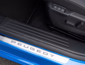 Intérieur Peugeot E-2008 GT [Latam] '2024–pr.