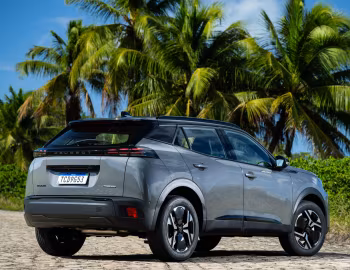 Peugeot 2008 GT [Latam] '2024–pr.