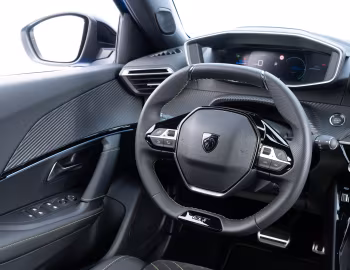 Intérieur Peugeot E-2008 GT [Latam] '2024–pr.