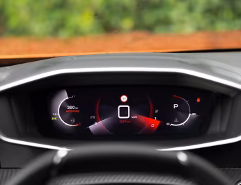 Painel Peugeot 2008 GT [Worldwide] '2019–23