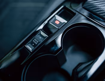 Інтер'єр Peugeot 2008 GT [Japan] '2024–н.ч.