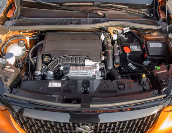 Under The Hood Peugeot 2008 GT Line [CIS] '2021–22