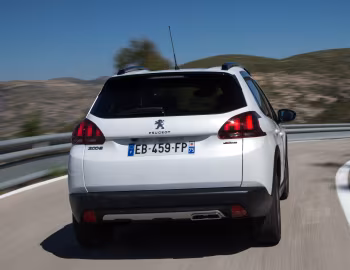Peugeot 2008 GT Line [Worldwide] '2016–19