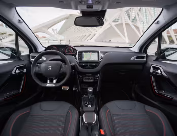 Interior Peugeot 2008 GT Line [Worldwide] '2016–19