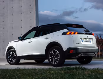 Peugeot 2008 GT Line [Worldwide] '2019–23