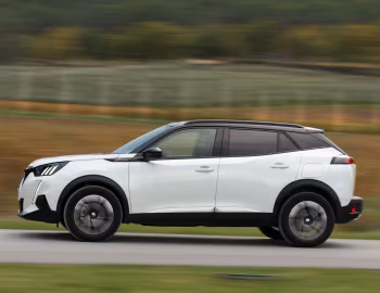 Peugeot 2008 GT Line [Worldwide] '2019–23