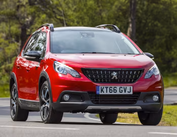 Peugeot 2008 GT Line [UK-spec] '2016–19