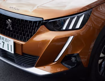 Peugeot 2008 GT Line [Japan] '2020–23