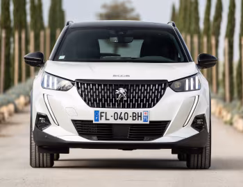 Peugeot 2008 GT Line [Worldwide] '2019–23