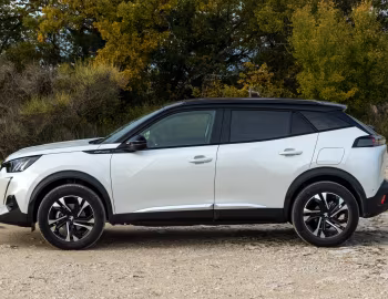 Peugeot 2008 GT Line [Worldwide] '2019–23