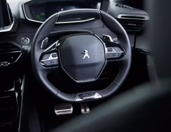 Front Panel Peugeot 2008 GT Line [Japan] '2020–23