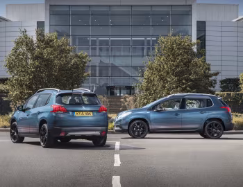 Peugeot 2008 "Urban Cross" [UK-spec] '2015–16