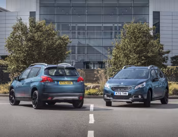 Peugeot 2008 "Urban Cross" [UK-spec] '2015–16