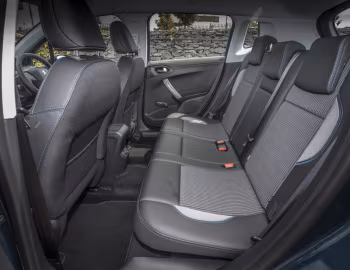Interior Peugeot 2008 "Urban Cross" [UK-spec] '2015–16