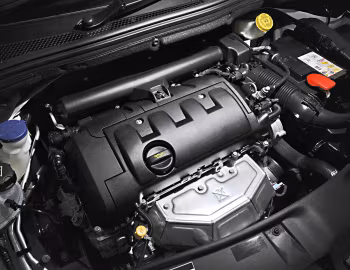 Під капотом Peugeot 2008 [South Africa] '2014–16