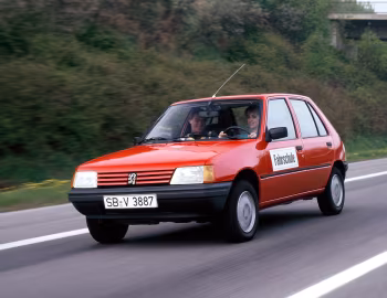 Peugeot 205 5-door Fahrschule [Germany] '1983–90