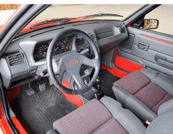 Інтер'єр Peugeot 205 1.6 GTI [Worldwide] '09.1983–90
