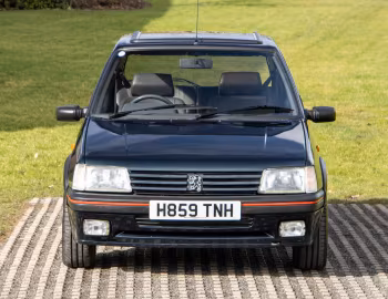 Peugeot 205 1.6 GTI [UK-spec] '04.1984–90