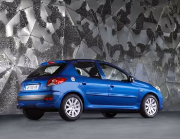 Peugeot 206+ 5-door [Worldwide] '2009–12