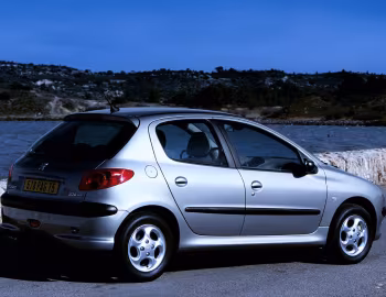 Peugeot 206 5-door [Worldwide] '2003–05