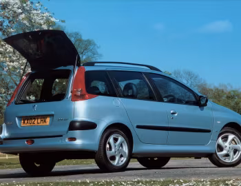 Peugeot 206 SW [UK-spec] '2002–06