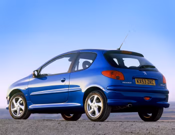 Peugeot 206 XSi [UK-spec] '10.2003–04.2005