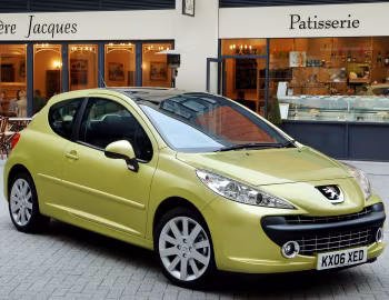 Peugeot 207 3-door [UK-spec] '2006–09