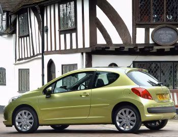 Peugeot 207 3-door [UK-spec] '2006–09