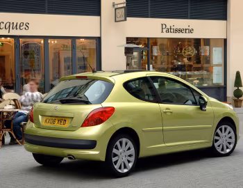 Peugeot 207 3-door [UK-spec] '2006–09