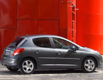 Peugeot 207 5-door [Worldwide] '2009–12