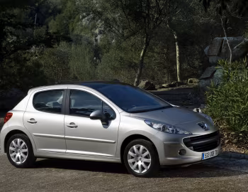Peugeot 207 5-door [Worldwide] '2006–09