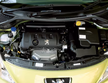Under The Hood Peugeot 207 5-door [Japan] '2007–09